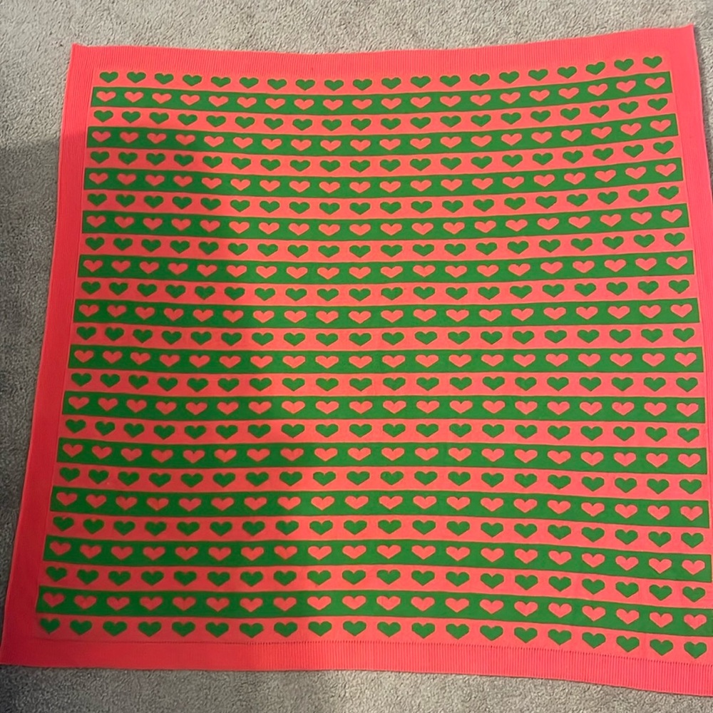 Gucci Heart Sweater Scarf